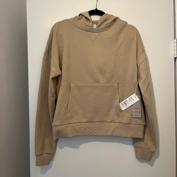 Richer Poorer Recycled Fleece Sweat Set in Sandstorm - Picture 2 of 9